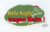 Helle Köpfe tragen Helm