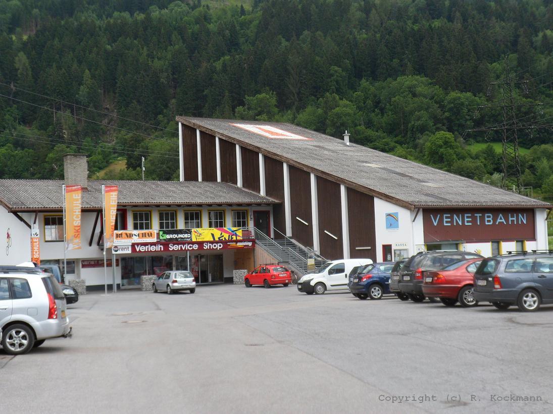 Die Talstation der Venetbahn in Zams, hier geht es den Krahberg hoch.