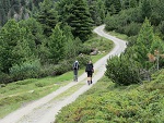 Der lange Weg zur Martin-Busch-Hütte Der lange Weg zur Martin-Busch-Hütte