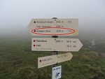 Der Wegweiser zeigt den Weg zur Similaun Hütte