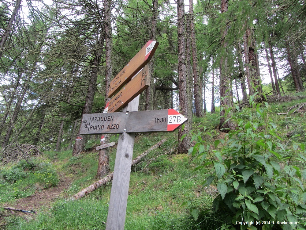 Hinweisschild zum "Azboden" ber Nr. 27b