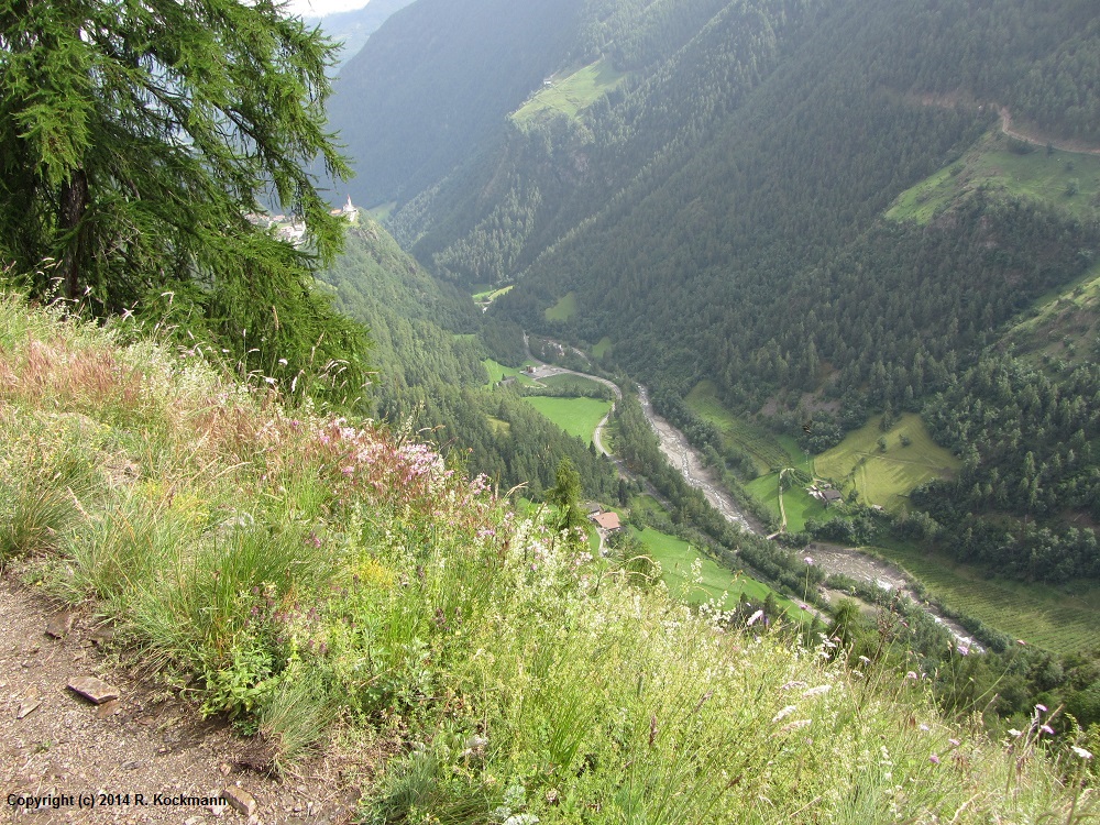 Blick runter ins Pfossental