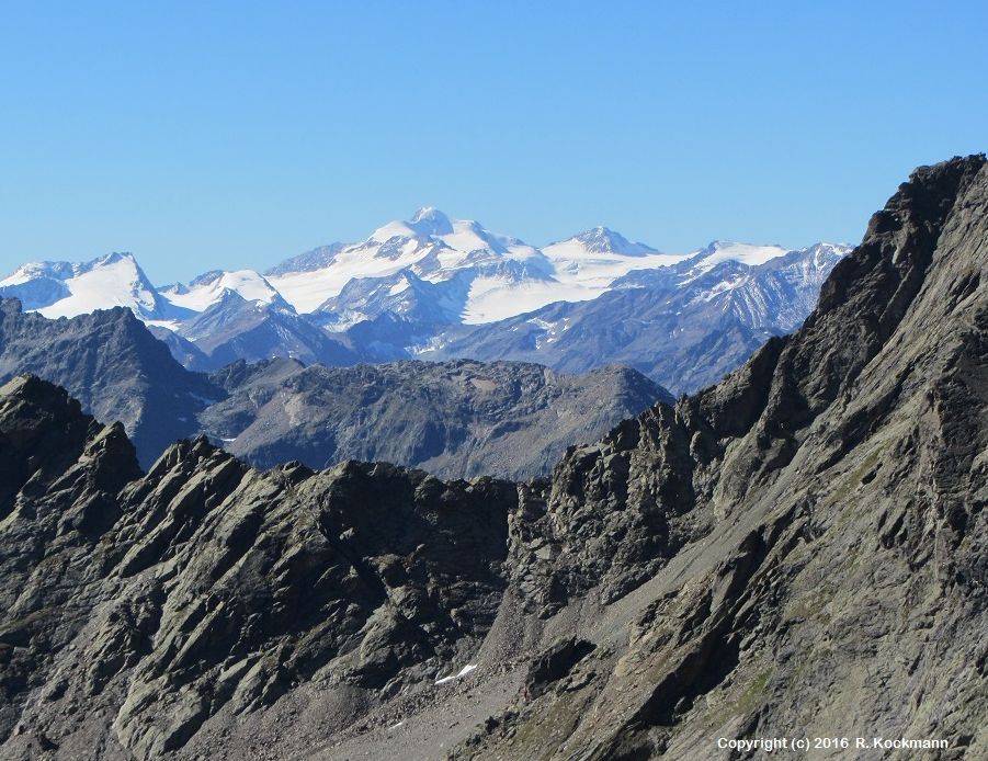 In der Ferne die Wildspitze