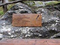 Wieder ein Schild an einer Aussichtsplattform an den Umbalfällen