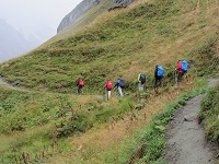 Immer auf einem schmalem Pfad zur Clarahütte