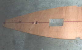 Position der Lenk-Bremseinheit: ca. 50 cm vom Bug