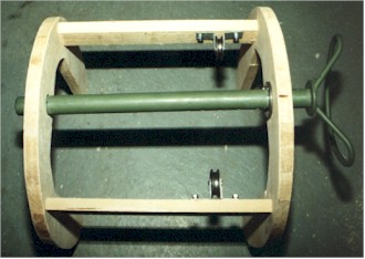 Spannten mit Halterungen fr Lenkrohr und Seilrollen