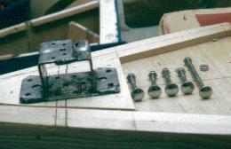 Material fr Hinterachsen-Halterung